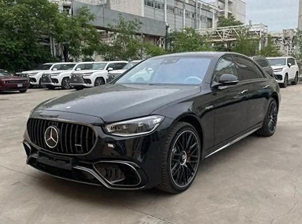 s63奔驰amg多少钱