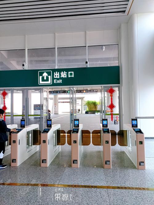 大连站坐地铁在哪个出站口出