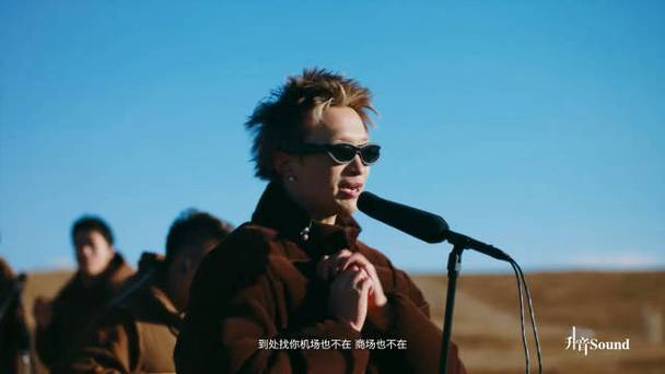 手机音量低怎么调高