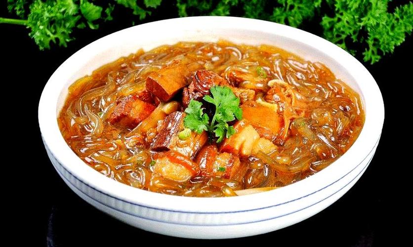 酸菜猪肉炖粉条游戏截图