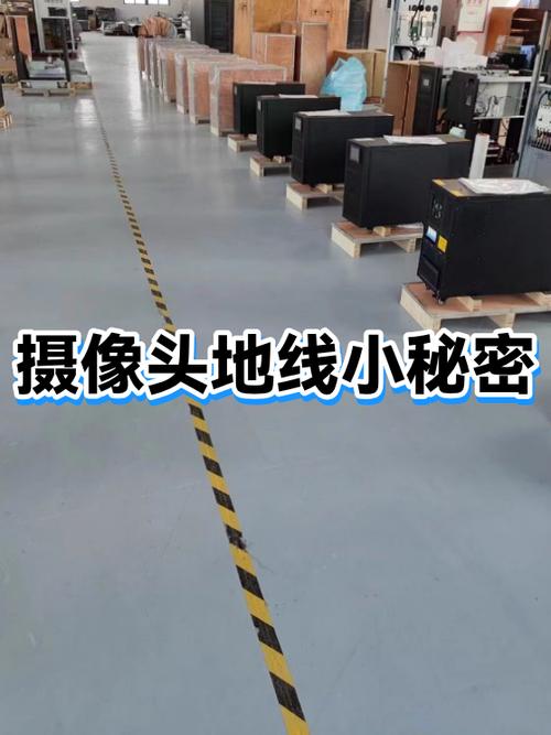 苹果后面摄像头旁边的孔是干嘛的缩略图