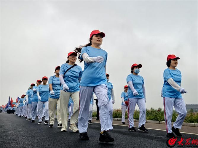 全民健步走视频缩略图