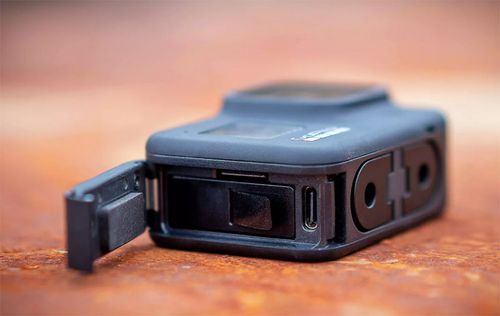 GoPro11电池盖打不开