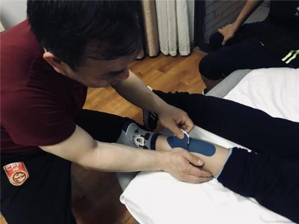 震动按摩器