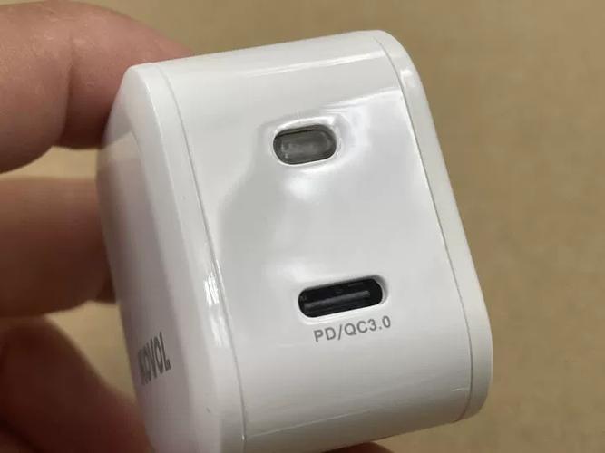 苹果18瓦快充真伪辨别缩略图