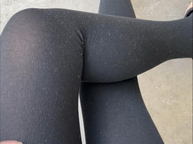 穿厚裤袜缩略图