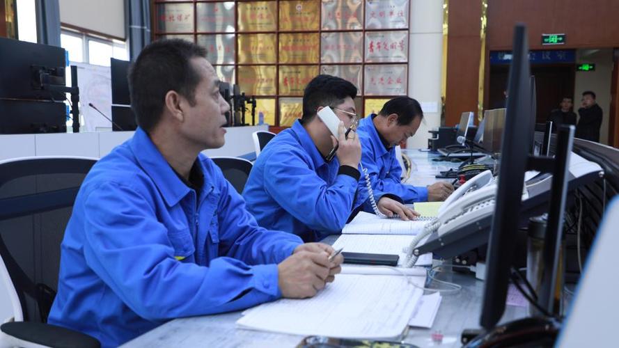 word单个页面调整纸张方向图标