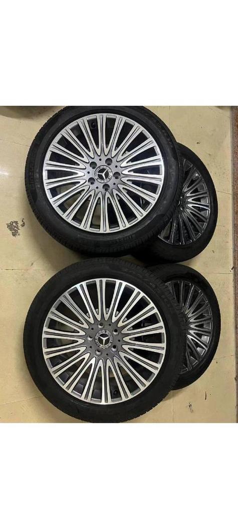 奔驰e300l轮胎多少钱一个图标