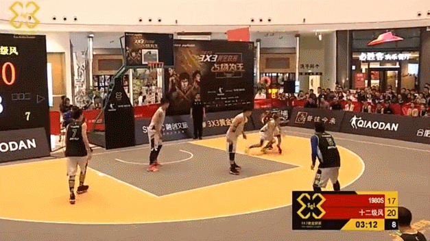 3V3墙上冲突缩略图