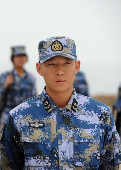 《火蓝刀锋》高清完整版