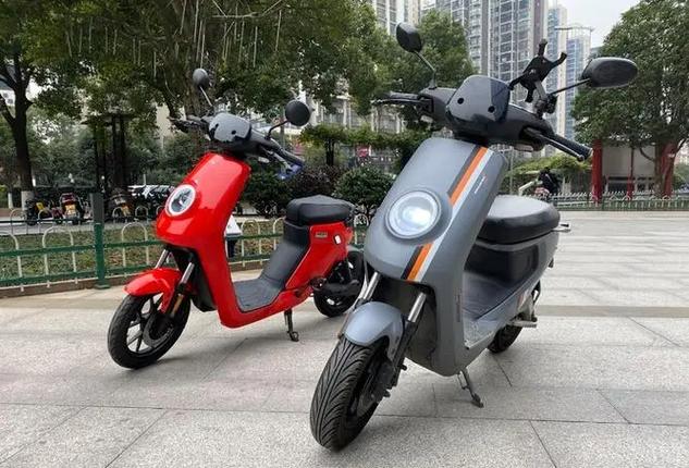 小牛电动车1档提2档