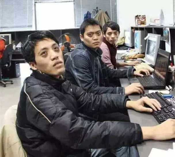 程序员缩略图