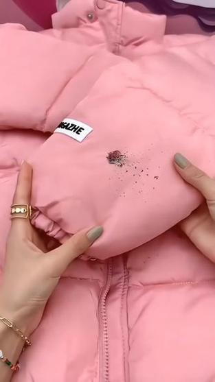 羽绒服被勾了个小洞缩略图