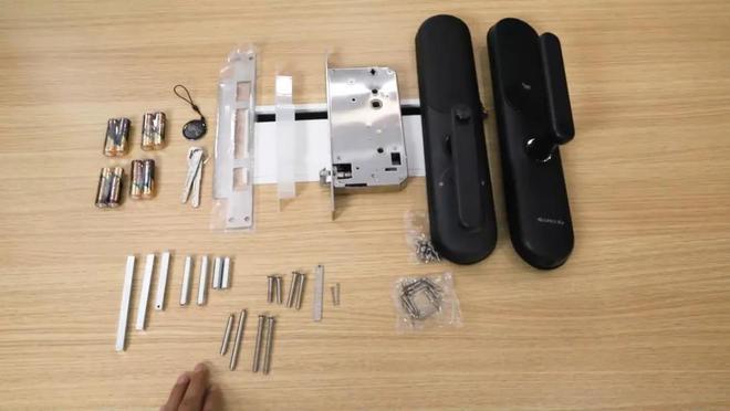ZTE门锁使用视频教程游戏截图