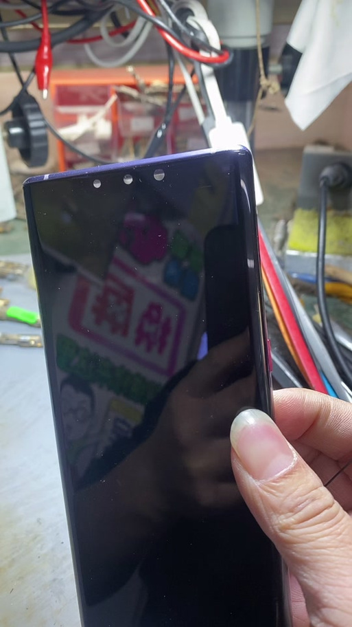华为mate30拍照花屏缩略图