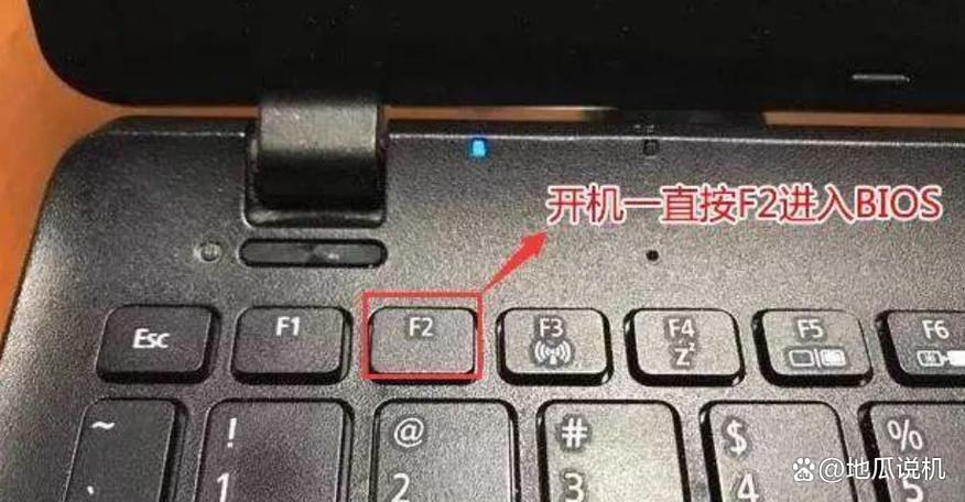联想笔记本复位小孔缩略图