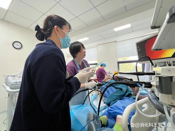 闹肚子屁股疼缩略图