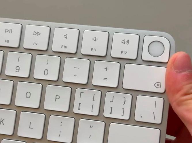 mac键盘被锁住按什么键恢复缩略图