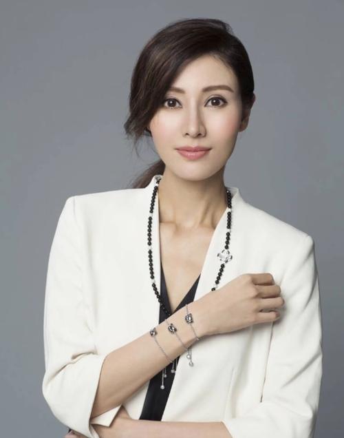 李嘉欣的性格特点缩略图