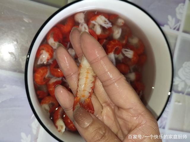 虾尾清洗小妙招