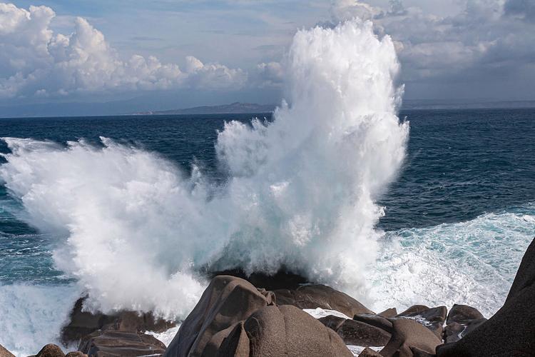 海浪视频素材缩略图