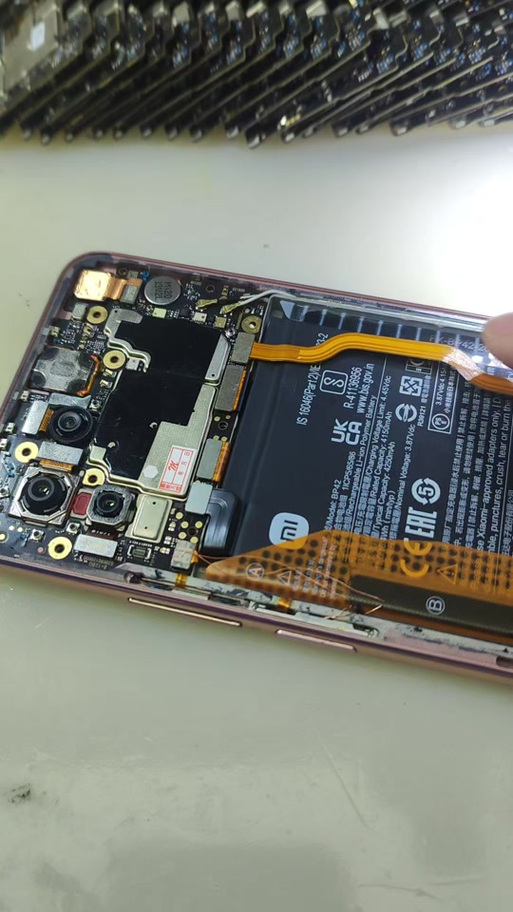 小米note3开机排线更换教程缩略图