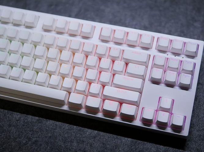 200元机械键盘推荐游戏截图