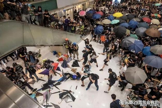 被迫加入港黑后