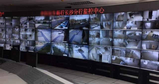 取款机监控画面图片