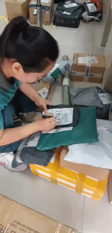 邮政快递可以邮手机吗