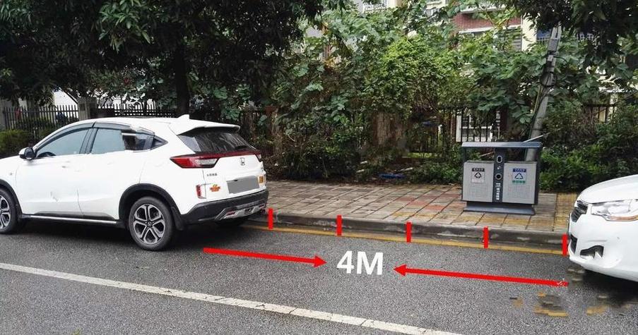 控制麦克风和嘴的距离