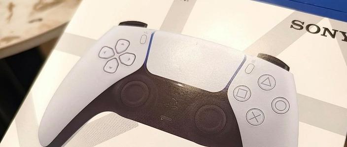 ps5手柄背后划痕是什么货