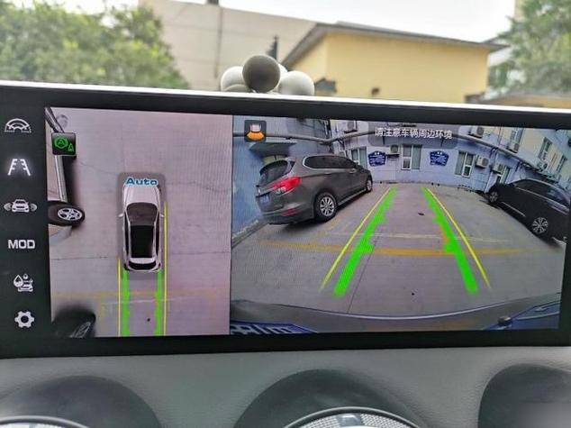 汽车360高清摄像头360度无死角图标