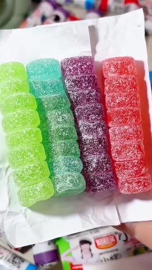 90后小时候吃的扁扁的软糖