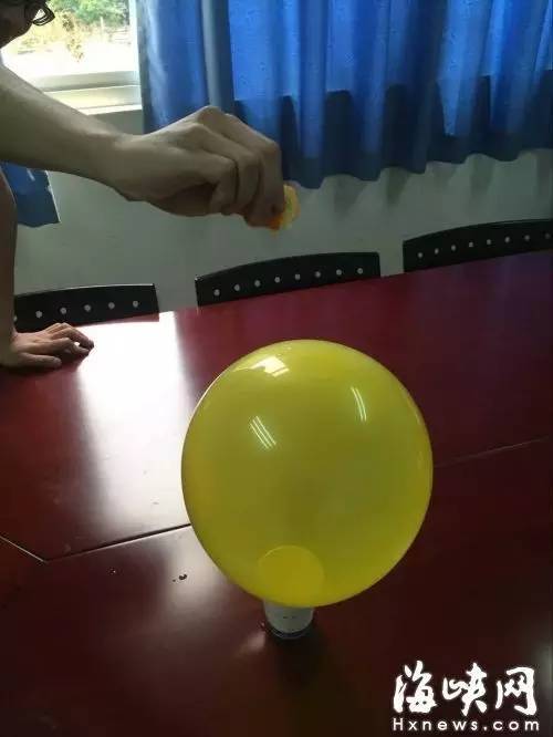 橘子水气球爆炸缩略图