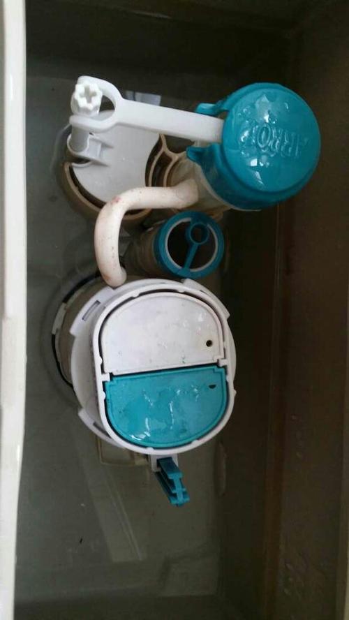 马桶水箱水位低缩略图