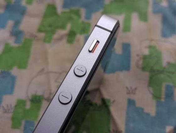 iPhone静音键缩略图