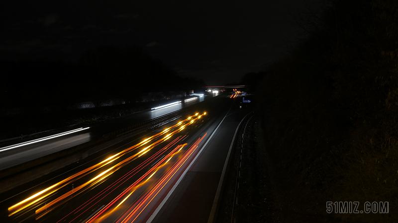 夜光表一般要吸光多久缩略图