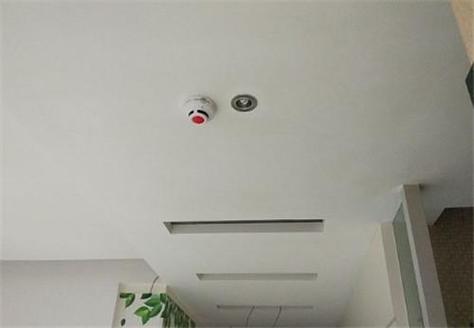 小区烟感报警器一直响缩略图