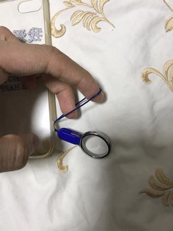 手机壳上面的挂绳怎么挂缩略图