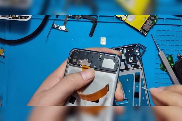 华为nova4e怎么拆开后盖缩略图