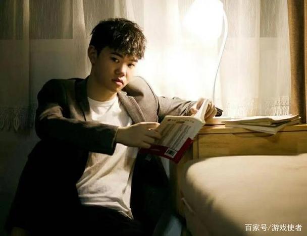 韩涵的任职经历缩略图