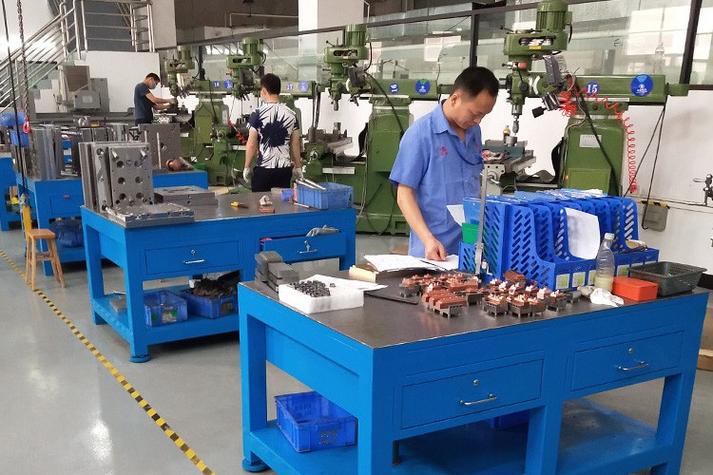 塑料模具加工和模具制造