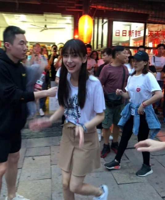 baby路人照游戏截图