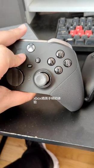 xbox精英手柄2代和1代区别缩略图