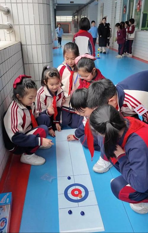 教室里可以玩的游戏有哪些