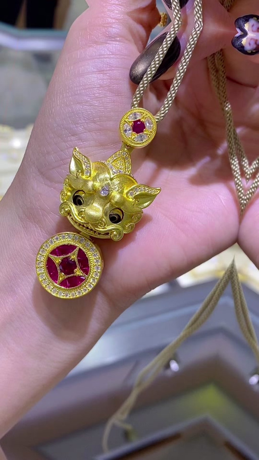 黄金貔貅的戴法缩略图