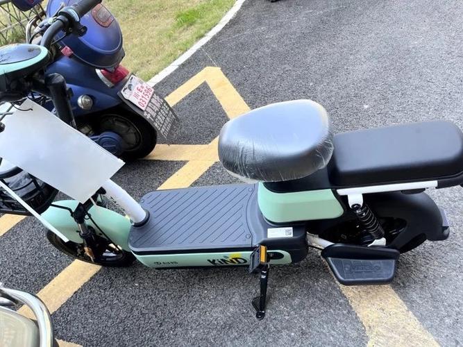 台铃电动车大灯更换教程视频