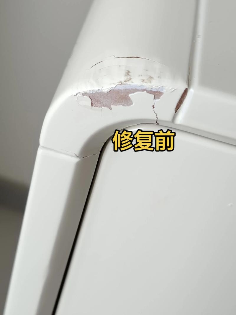羽毛球拍磕掉一块漆缩略图