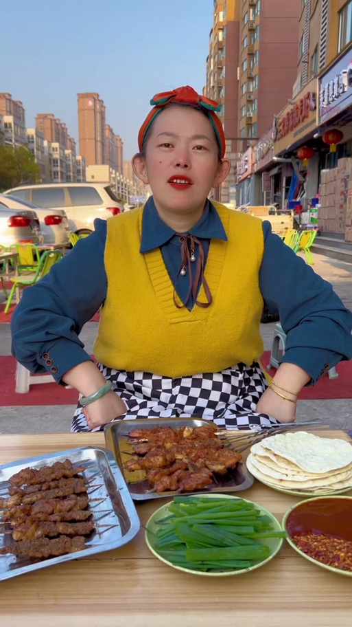东北胖姐吃播快手缩略图